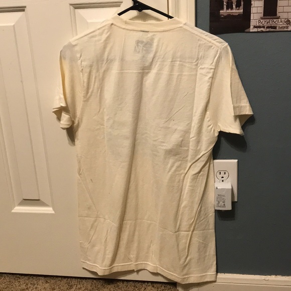 MTV Graphic Tee - Picture 4 of 4